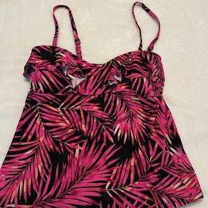 Island Escape Swim Top/Tank/Tankini - pink and black - Size 16